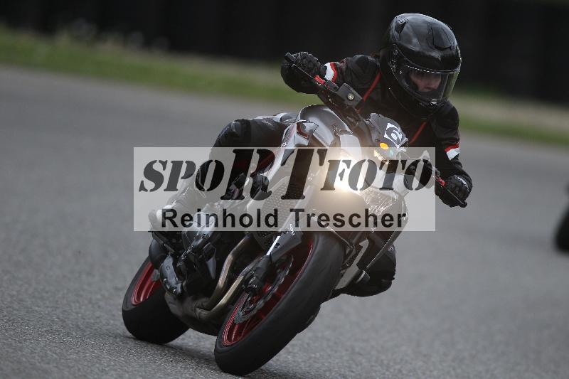 Archiv-2025/10 23.04.2025 Cornu Master School ADR/gruen-vert/6